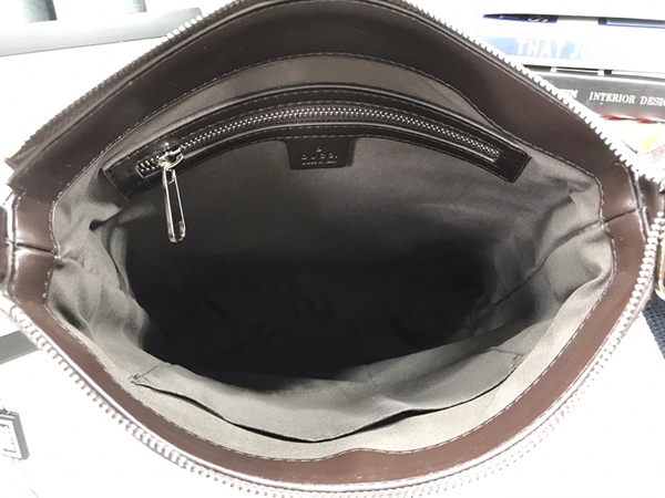 激安グッチバッグコピー着用イメージ